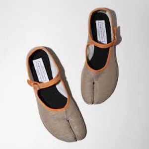 Brand New Women’s Drogheria Crevillini Furlane Size 6 Fu Tabi